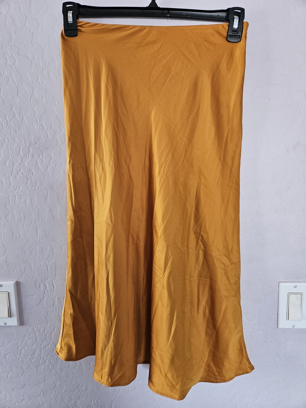 Express Midi Skirt in Mustard Gold